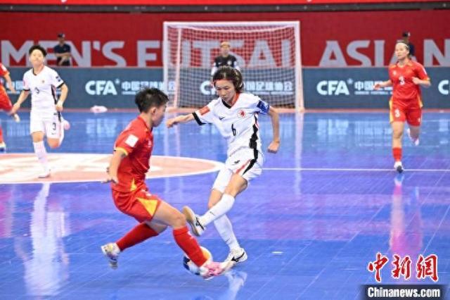 美国队与汤加队展开激烈角逐(汤加和中国有木有建立外交关系)