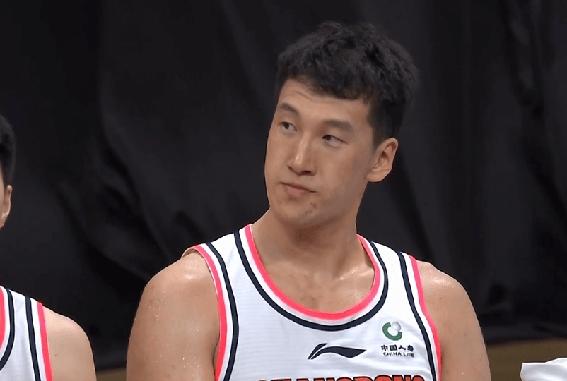 东莞八一客场逆转对手,保持连胜纪录的简单介绍 东莞八一客场逆转对手,保持连胜纪录的简单介绍