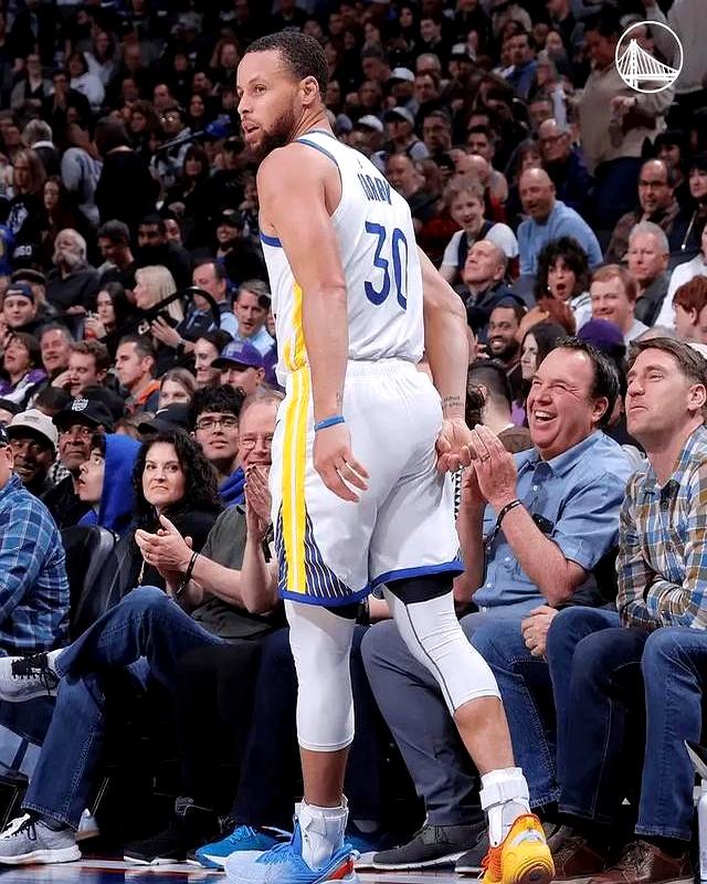 篮球明星库里谱写新的传奇，重返顶峰再创奇迹！的简单介绍