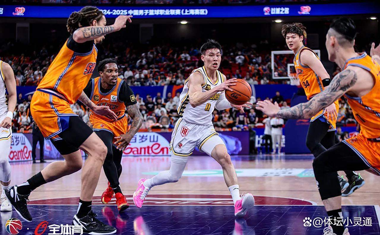 广厦遭遇两连败,外援迎来爆发尚需观察 广厦遭遇两连败,外援迎来爆发尚需观察