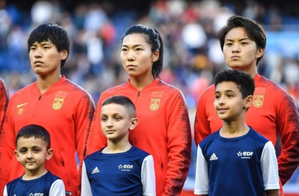 包含西班牙豪门输球暴露问题,队内调整加紧的词条 包含西班牙豪门输球暴露问题,队内调整加紧的词条