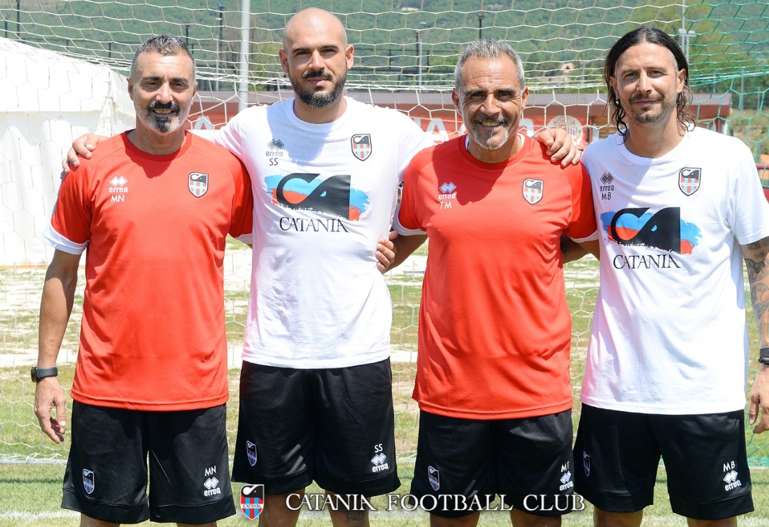 尤文老将宣布退役,足坛传奇谢幕的简单介绍 尤文老将宣布退役,足坛传奇谢幕的简单介绍