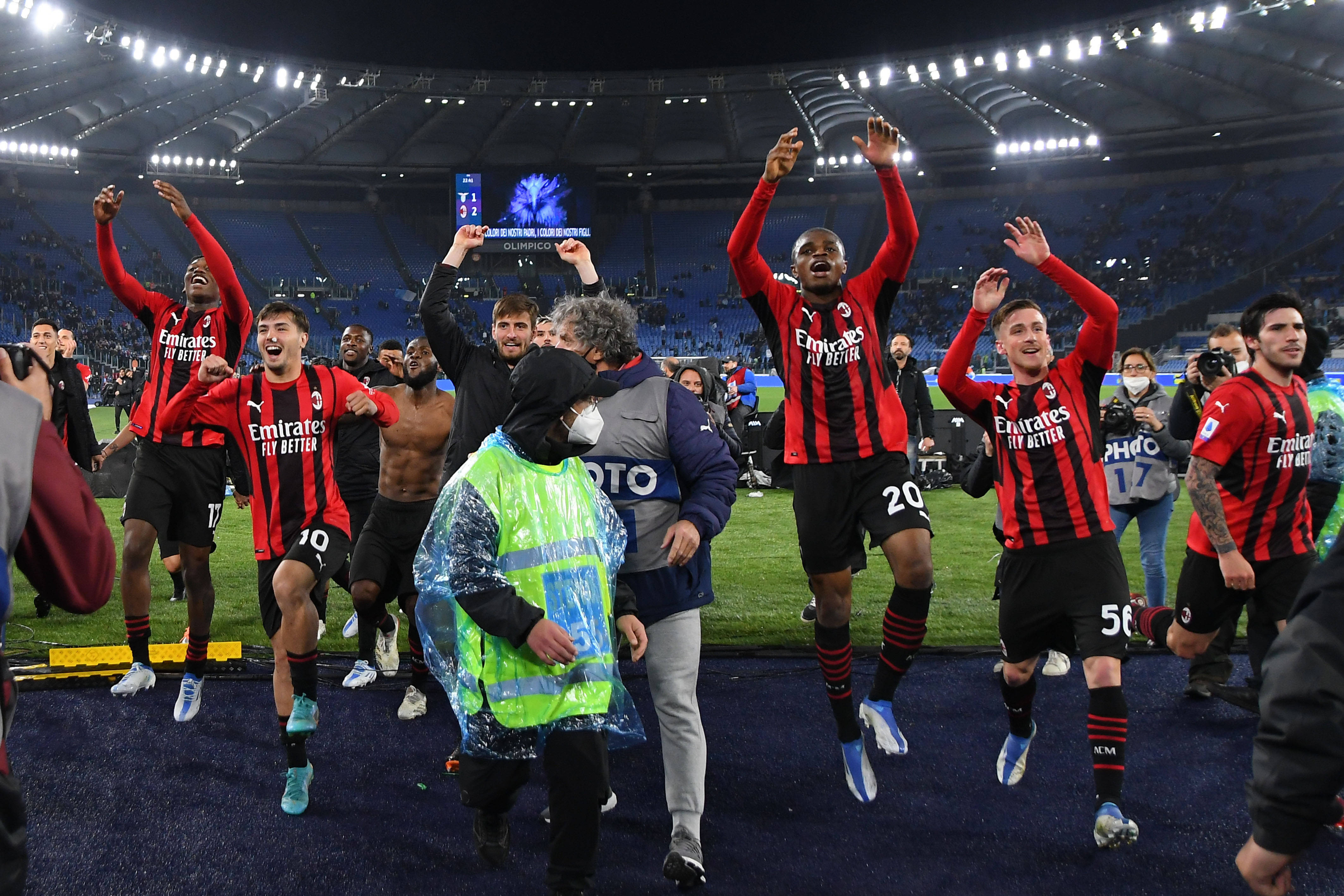 包含爱尔兰联赛联赛冠军争夺激烈展开的词条 包含爱尔兰联赛联赛冠军争夺激烈展开的词条