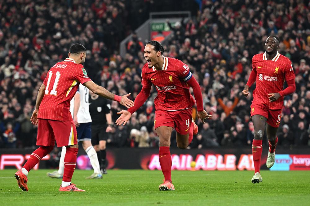 包含利物浦碾压对手,取得领先地位!的词条 包含利物浦碾压对手,取得领先地位!的词条