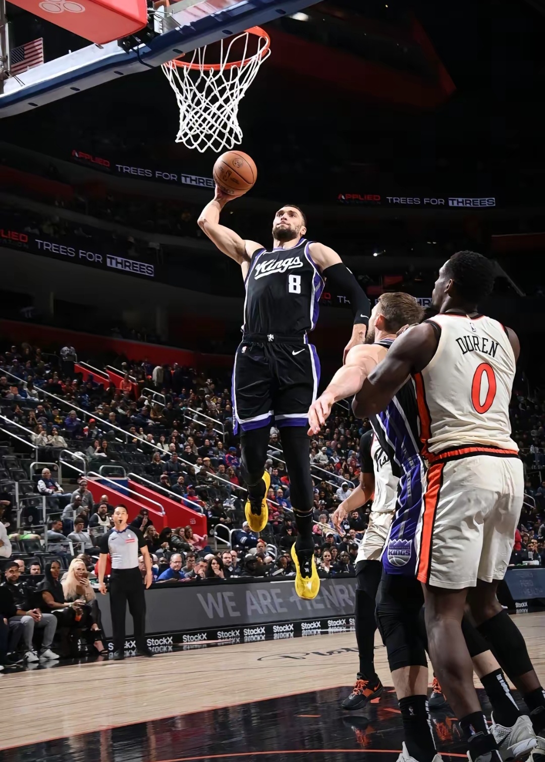 包含国王队新秀连续砍+,崭露头角!的词条 包含国王队新秀连续砍+,崭露头角!的词条