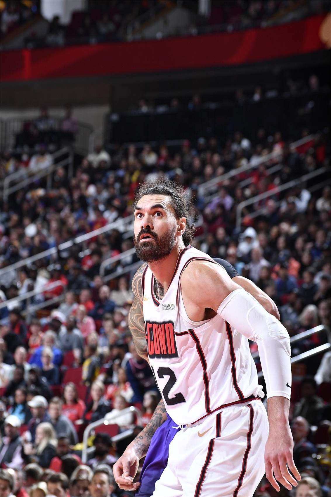 老鹰队新秀崭露头角,展现实力的简单介绍 老鹰队新秀崭露头角,展现实力的简单介绍