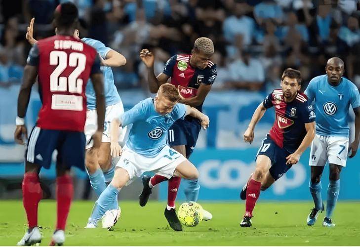 包含瓦伦西亚连胜,皇家社会遭逢失利的词条 包含瓦伦西亚连胜,皇家社会遭逢失利的词条