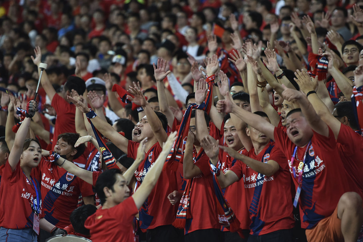 奋力拼搏!欧洲国家杯强争夺激烈进行 奋力拼搏!欧洲国家杯强争夺激烈进行