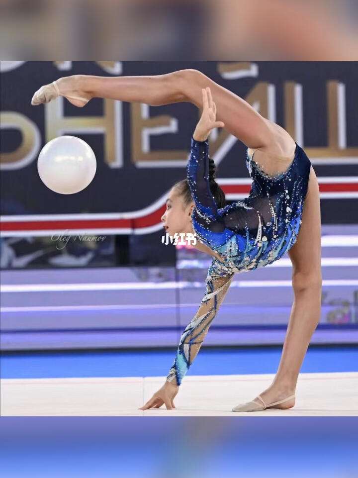 追求完美!体操运动员完成绝妙动作的简单介绍 追求完美!体操运动员完成绝妙动作的简单介绍